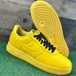 Nike Air Force 1 '07 Pro-Tech Waterproof University Gold‎ - Size 9.5 Men’s